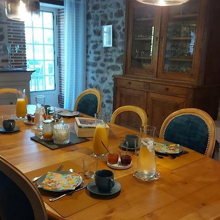 Les 3 Roses Bed and Breakfast Anjouin Buitenkant foto