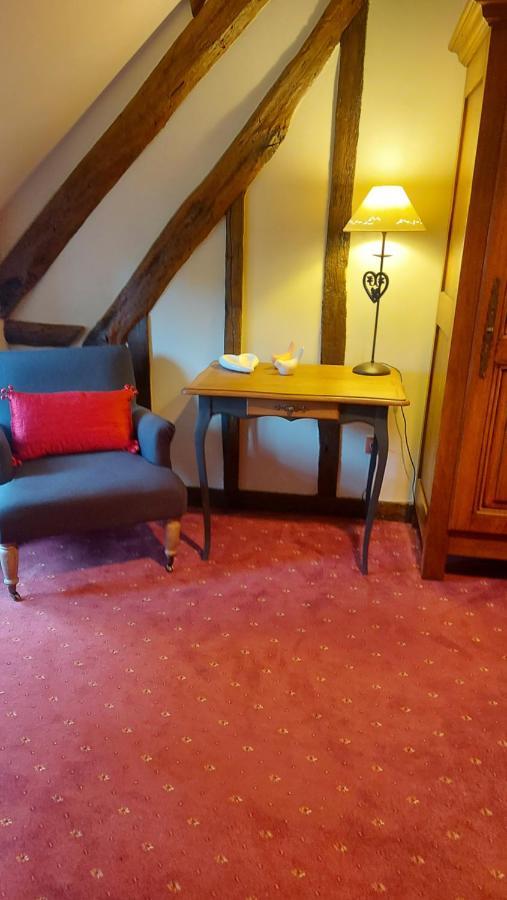 Les 3 Roses Bed and Breakfast Anjouin Buitenkant foto